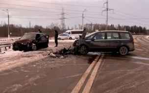 В ДТП на трассе "Нарва" в Ленобласти пострадали двое