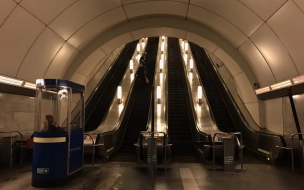 В петербургском метро ужесточили контроль за соблюдением масочного режима