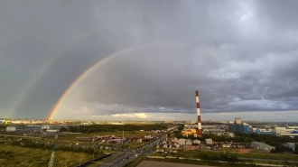 Петербуржцев порадовала двойная радуга после дождя 