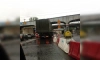 Военный грузовик застрял под Боровым мостом и собрал пробку
