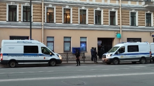 В Петербурге мужчина прятал в сейфе почти 1,5 кг наркотиков
