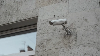Петербург выделит почти 600 млн на "умные" камеры для слежки за курильщиками и вандалами
