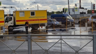 На Зольной раздают питьевую воду из-за отключения водоснабжения