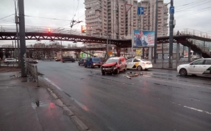 Доставщик одежды попал в ДТП на Будапештской