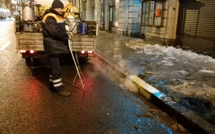 Коммунальные службы в Петербурге перешли на усиленный режим работы из-за таяния снега