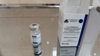 В Петербурге продолжается вакцинация от COVID-19 сотрудников СМИ