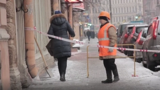 На Садовой улице глыба льда упала на голову студентки