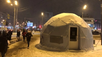 На "Приморской" шатер для вакцинации снова закрылся