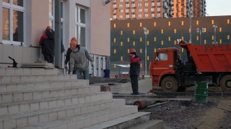 Смольный получит более 2 млрд рублей на строительство школ в ближайшие два года