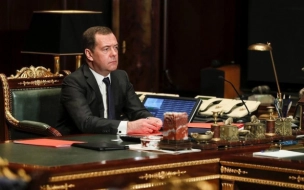 Медведев назвал нечестной борьбой введение Киевом санкций против Медведчука