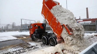 За неделю из Петербурга вывезли 30 тысяч кубометров снега