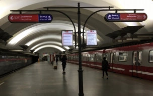 Движение поездов по "красной" ветке метрополитена восстановили