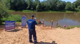 Роспотребнадзор урезал список водоёмов Ленобласти, разрешённых для купания