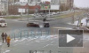 Момент ДТП с Mitsubishi на перекрестке Сизова и Парашютной попал на видео