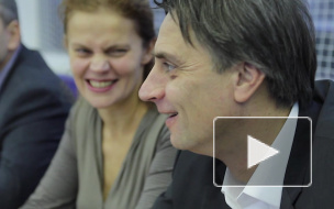 В обычную петербургскую школу нагрянули олимпийские чемпионы