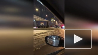 В районе Средней Рогатки фура попала в ДТП – видео 