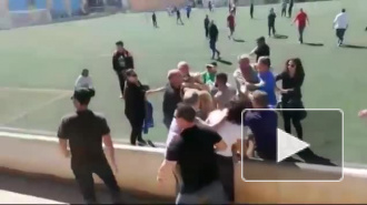 Испания: Видео ожесточенной драки родителей юных футболистов облетело весь интернет