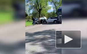 На 86 километре трассы Е95 столкнулись восемь машин