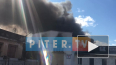 Видео: горит автосервис на Хрустальной улице