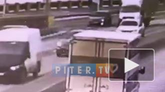 "Нексия" попала в ДТП на Гренадерском мосту