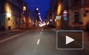 Два электрика катались по ночному Петербургу с муляжами автомата и винтовки