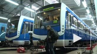 В петербургском метро запустили поезда нового поколения "Нева"