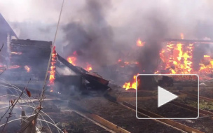 Страшное видео из Перми: пожар уничтожил восемь домов