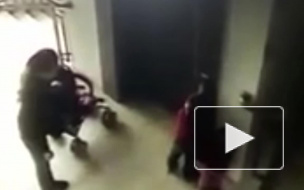 Появилось видео падения ребенка в Сочинском ТЦ "Сити Плаза"