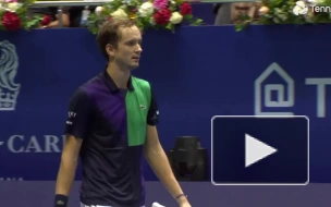 Даниил Медведев вышел в четвертьфинал теннисного турнира в Астане