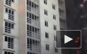 Во время ночных пожаров в Петербурге эвакуировали 30 человек