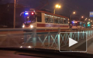 На Бухарестской улице собралась пробка из восьми трамваев
