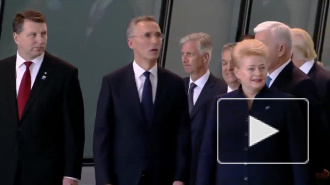 Видео: Трамп грубо толкнул премьера Черногории ради места в первом ряду