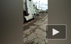 В Приморье дальнобойщики устроили забастовку на границе с Китаем