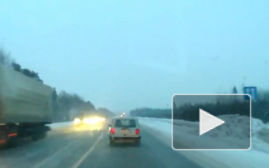 ДТП: В Московской области столкнулись фуры и легковушка