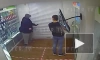 После разбойного нападения на салон сотовой связи на Дыбенко возбудили уголовное дело