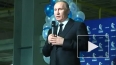 Путин расписался на новеньком КамАЗе