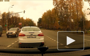 В метре от ДТП.