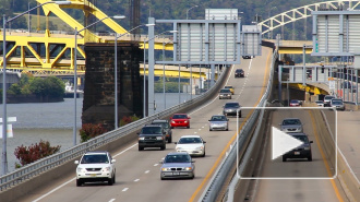 АвтоВАЗ предупредил о возможном изменении цен из-за падения рубля