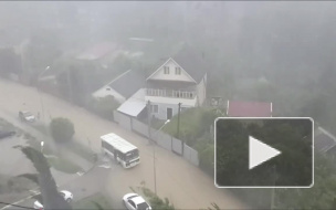 Смерч и наводнение в Туапсе: видео свидетелей открыли ужасы разгула стихии