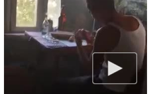 Видео: пьяный Панин кинул в дочь батон хлеба