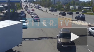 На пешеходном переходе на проспекте Культуры у поста ДПС сбили мужчину