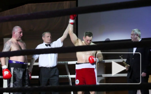 Чемпион WBC intercontinental Денис Бахтов сразился в жестком бою на шоу "Чемпионы возвращаются"