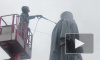 Великие полководцы Кутузов и Барклай-де-Толли на Казанской площади приняли двойной душ