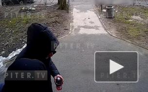 Неизвестные похитили у 88-летней пенсионерки кошелек с 40 тыс. рублей из квартиры на проспекте Науки