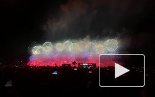 В Москве в День Победы свыше 12 тысяч залпов салюта запустили в небо