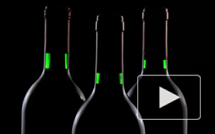 Две тонны опасного алкоголя нашли полицейские в Купчино