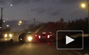Видео массового ДТП из Омска, в котором пострадал 5-летний мальчик, попало в сеть