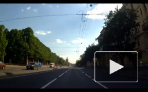 Весь сентябрь дорожники будут перекрывать проспект Стачек по ночам