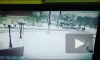 В Барнауле легковушка сбитая автобусом сбила 2 людей