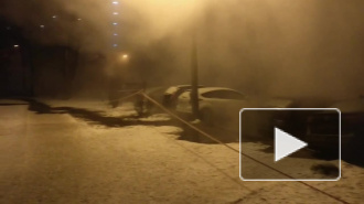 На Замшина льется кипяток: петербуржцы замерзают из-за прорыва трубопровода